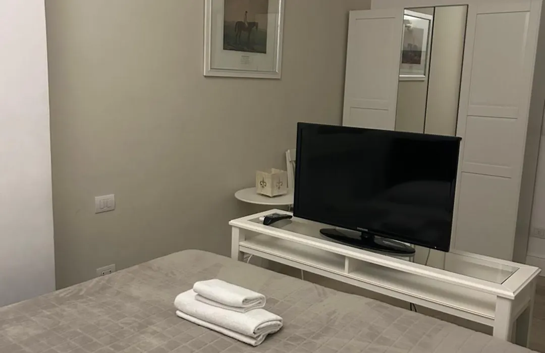 Lauren Apartment-1
